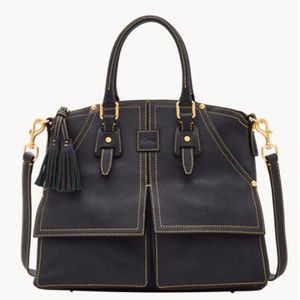 EUC Florentine Clayton (BLK) she’s a beauty and ready for a new home.